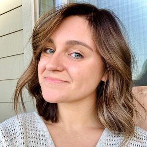 Meet your Posher, Brooke